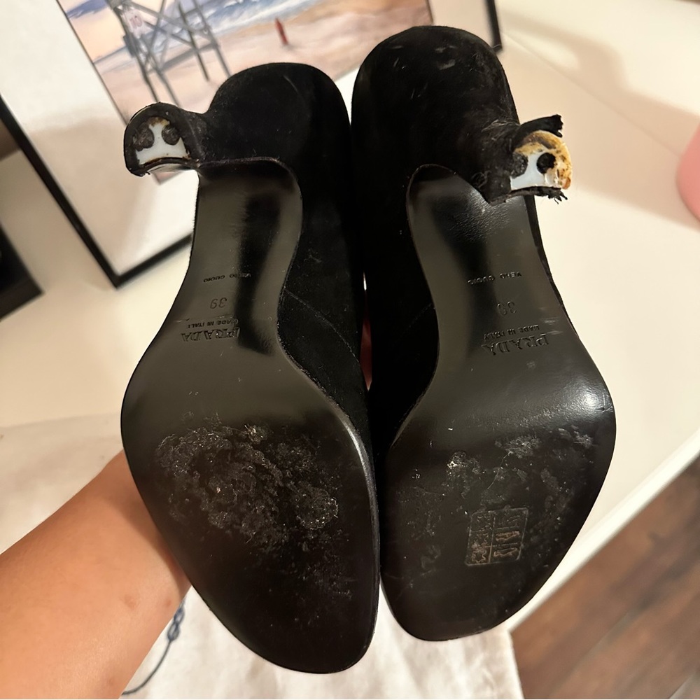 Prada Pumps - Picture 3 of 5